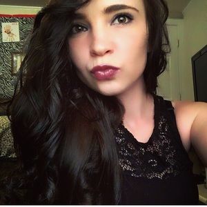 Meet your Posher, Tiffany